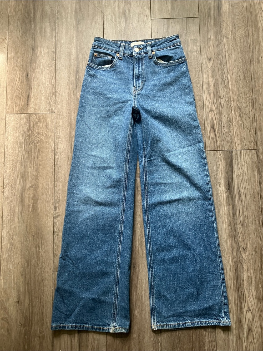 H&M High Waisted Wide Leg Jeans Light Wash Blue Denim Women’s 2 100% Cotton
